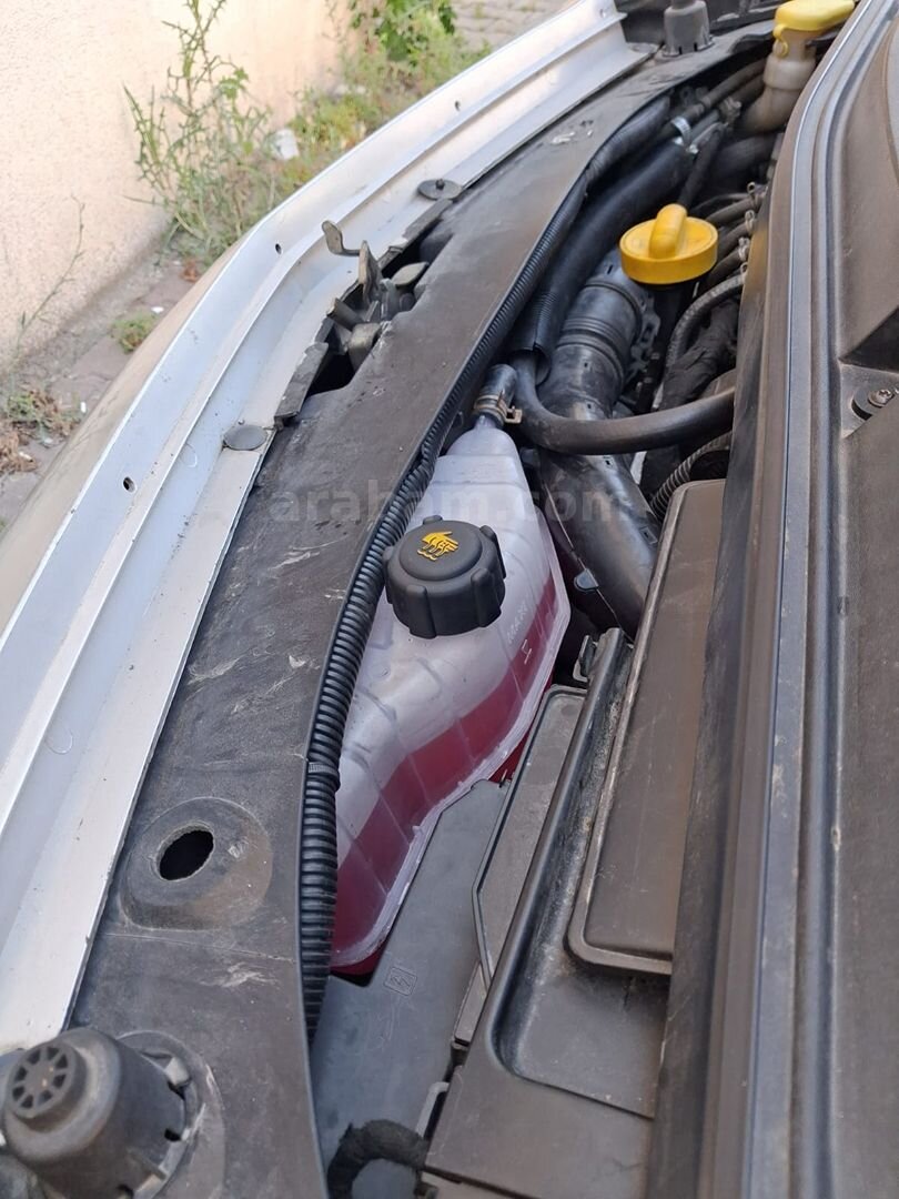 Sahibinden Renault Modus 1.6 Authentique 2009 Model Kocaeli 150.000 km Gri 3