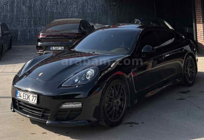 Galeriden Porsche Panamera 4 2011 Model Bursa 340.000 km Siyah