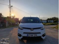 2023 TOYOTA PROACECTİY 1.5 D BOYASIZ HATASIZ 40 BİN KM CAMTAVAN
