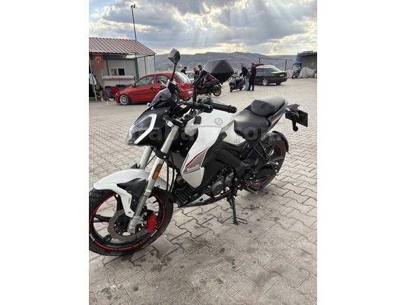 Sahibinden Benelli 125 S 