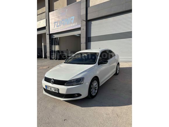 Sahibinden Volkswagen Jetta 1.6 TDi Trendline 2012 Model 