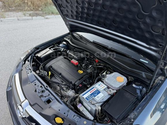 EYÜPOPLU MOTORSDAN OTOMATİK CAM TAVANLI OPEL
