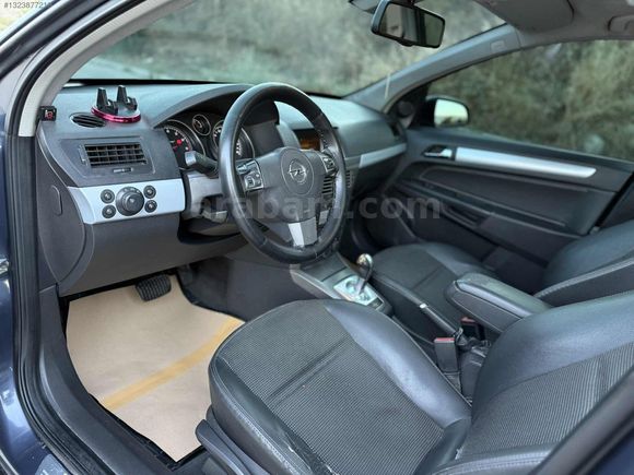 EYÜPOPLU MOTORSDAN OTOMATİK CAM TAVANLI OPEL