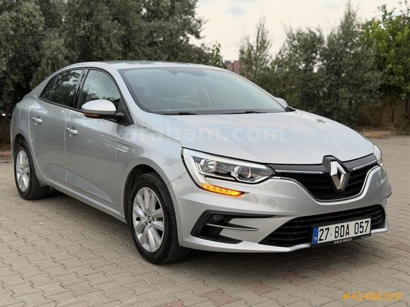 Oğuz Group'tan 2025 Hatasız Boyasız Düşük Km Megane
