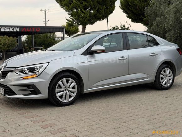 Oğuz Group'tan 2025 Hatasız Boyasız Düşük Km Megane