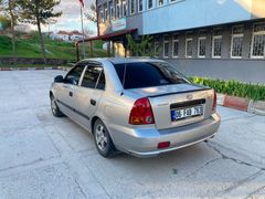 Hyundai Accent 1.3 MPİ Admire Klimalı DEĞİŞENSİZ - HASAR KAYITSIZ 