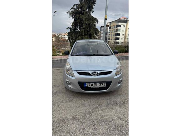 Galeriden Hyundai i20 1.4 CRDi Team 2011 Model Gaziantep