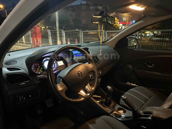Sahibinden Renault Fluence 1.5 dCi Touch 2015 Model 