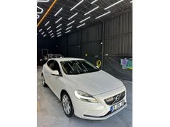Sahibinden Volvo V40 1.5 Inscription 2016 Model  129.000 km Beyaz