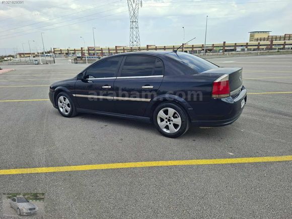 2004 MODEL VEKTRA. 1.6 COMFORT