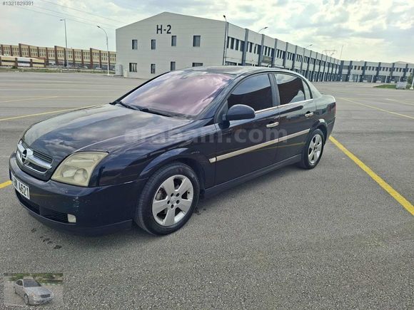 2004 MODEL VEKTRA. 1.6 COMFORT