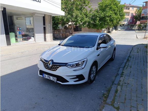 Sahibinden Renault Megane 1.3 TCe Touch 2025 Model