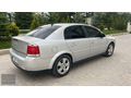 2004 MODEL 16 YILLIK TEK ELDEN DEĞİŞENSİZ VECTRA