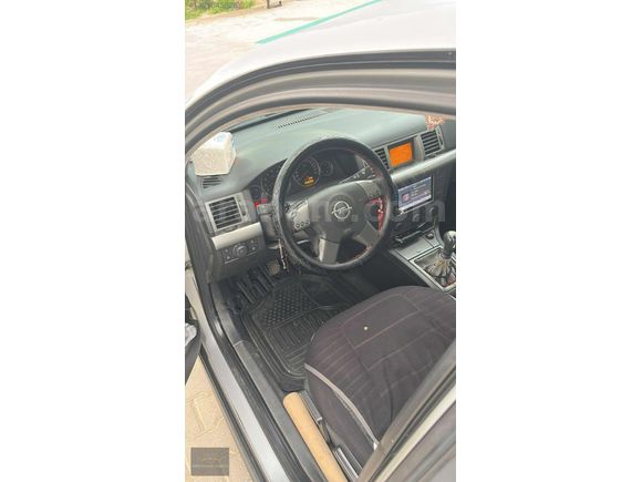 2004 MODEL 16 YILLIK TEK ELDEN DEĞİŞENSİZ VECTRA