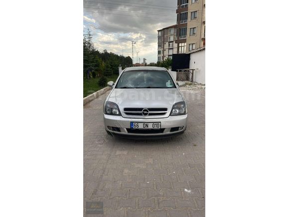 2004 MODEL 16 YILLIK TEK ELDEN DEĞİŞENSİZ VECTRA