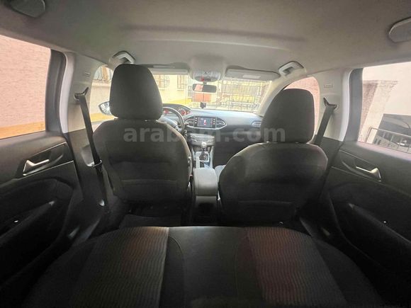 Galeriden Peugeot 308 1.2 VTi Access 2015 Model Ankara