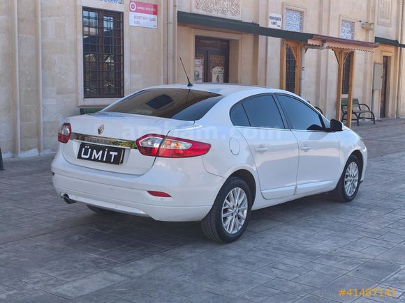 ÜMİT AUTO/2015/RENAULT/FLUENCE/TOUCH/148 bin km