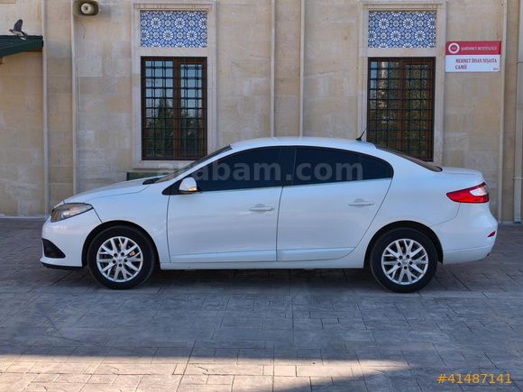 ÜMİT AUTO/2015/RENAULT/FLUENCE/TOUCH/148 bin km