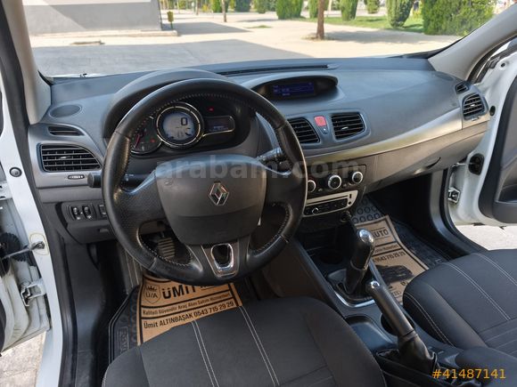 ÜMİT AUTO/2015/RENAULT/FLUENCE/TOUCH/148 bin km
