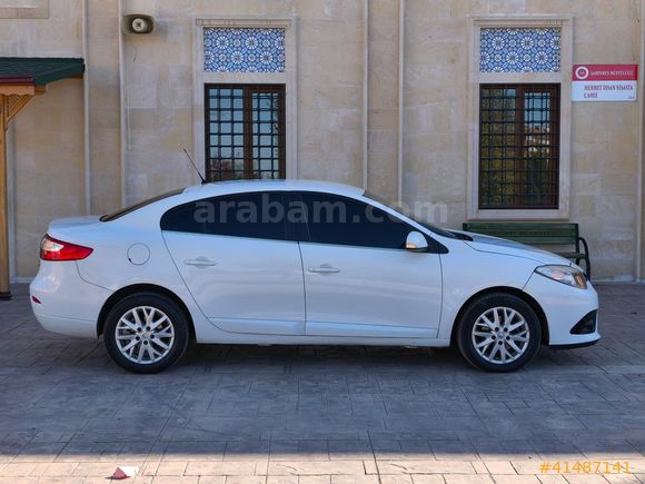 ÜMİT AUTO/2015/RENAULT/FLUENCE/TOUCH/148 bin km