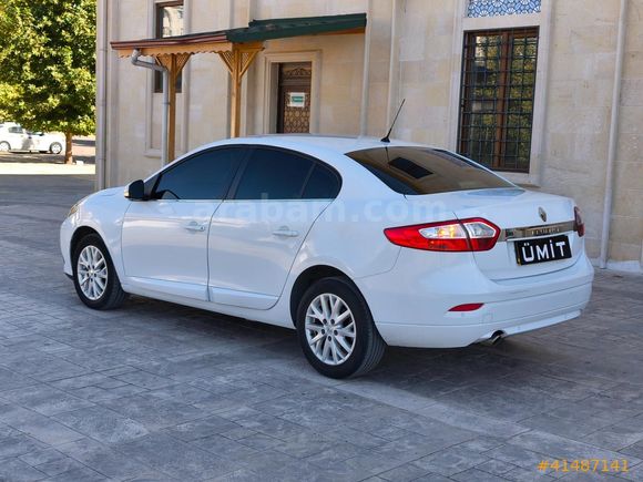 ÜMİT AUTO/2015/RENAULT/FLUENCE/TOUCH/148 bin km