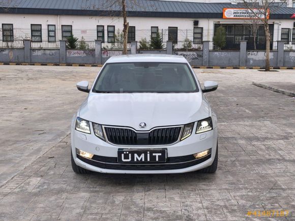 ÜMİT AUTO/2019/SKODA/OCTAVİA/DSG/STYLE/OTOMATİK