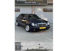 İMGE MOTORS'tan MERCEDES E200 CLASSİC SANROOF BAKIMLI TERTEMİZ