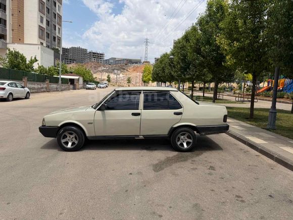 Muayene yeni Tofaş Şahin 5 Vites 1993 Model Gaziantep