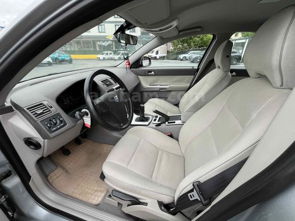 SUR OTO-2 2011 VOLVO S40 1.6 D2 DRİVE PAKET