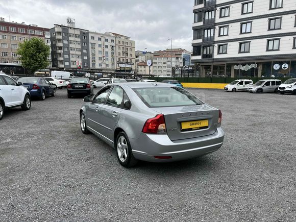 SUR OTO-2 2011 VOLVO S40 1.6 D2 DRİVE PAKET