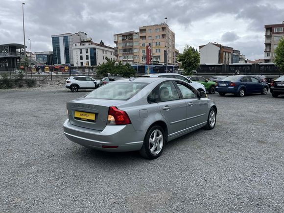 SUR OTO-2 2011 VOLVO S40 1.6 D2 DRİVE PAKET
