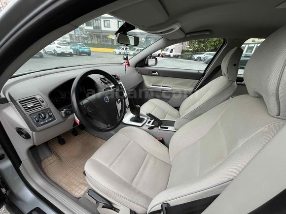 SUR OTO-2 2011 VOLVO S40 1.6 D2 DRİVE PAKET