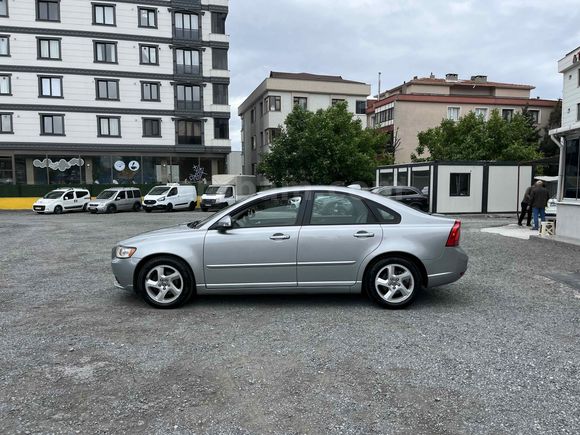 SUR OTO-2 2011 VOLVO S40 1.6 D2 DRİVE PAKET