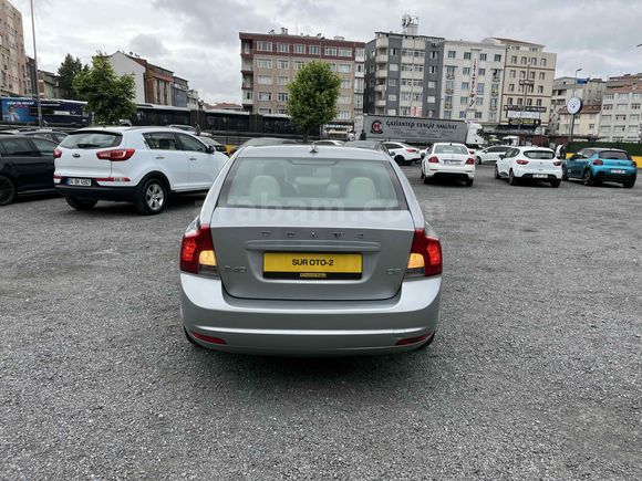 SUR OTO-2 2011 VOLVO S40 1.6 D2 DRİVE PAKET