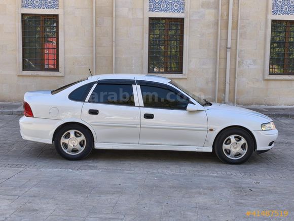 ÜMİT AUTO/OPEL/VECTRA/COMFORT/KLİMALI/