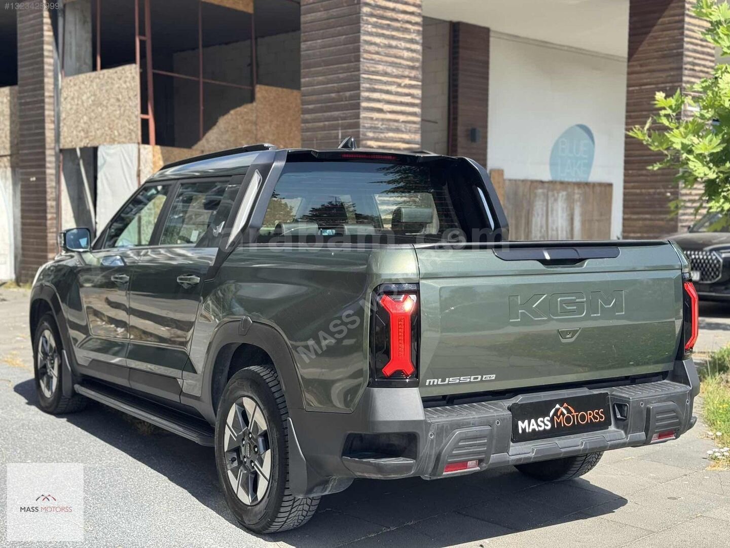 Galeriden KGM SsangYong Musso 3.2 2025 Model İstanbul 11.000 km Yeşil 6