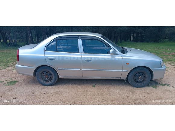 Sahibinden Hyundai Accent 1.3 LX HD 2000 Model