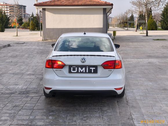 UMİT AUTO/2014/VW/JETTA/OTOMATİK/TRENDLİNE/ANDROİND EKRAN/