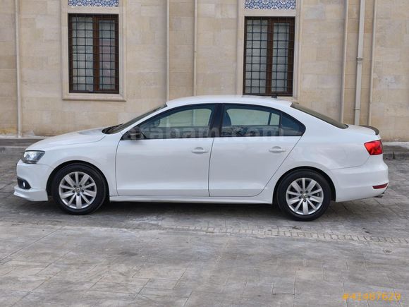 UMİT AUTO/2014/VW/JETTA/OTOMATİK/TRENDLİNE/ANDROİND EKRAN/