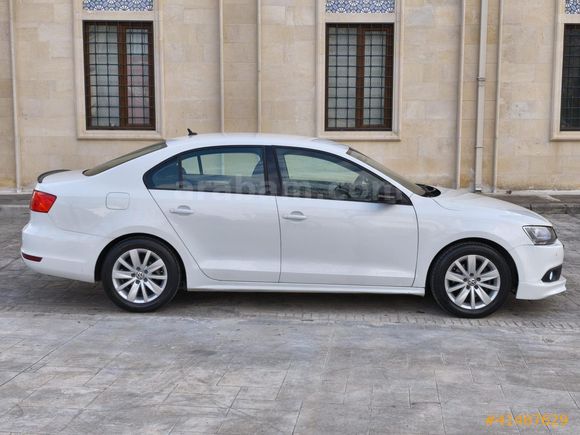 UMİT AUTO/2014/VW/JETTA/OTOMATİK/TRENDLİNE/ANDROİND EKRAN/