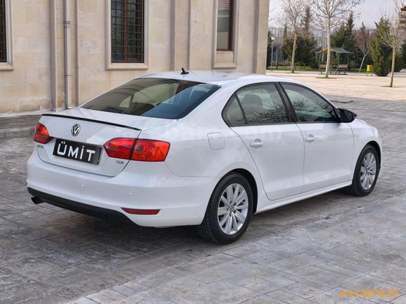 UMİT AUTO/2014/VW/JETTA/OTOMATİK/TRENDLİNE/ANDROİND EKRAN/