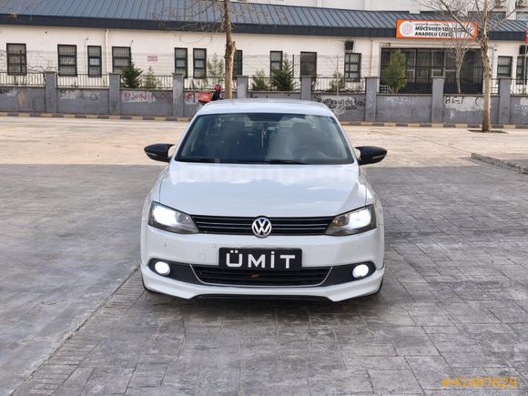 UMİT AUTO/2014/VW/JETTA/OTOMATİK/TRENDLİNE/ANDROİND EKRAN/