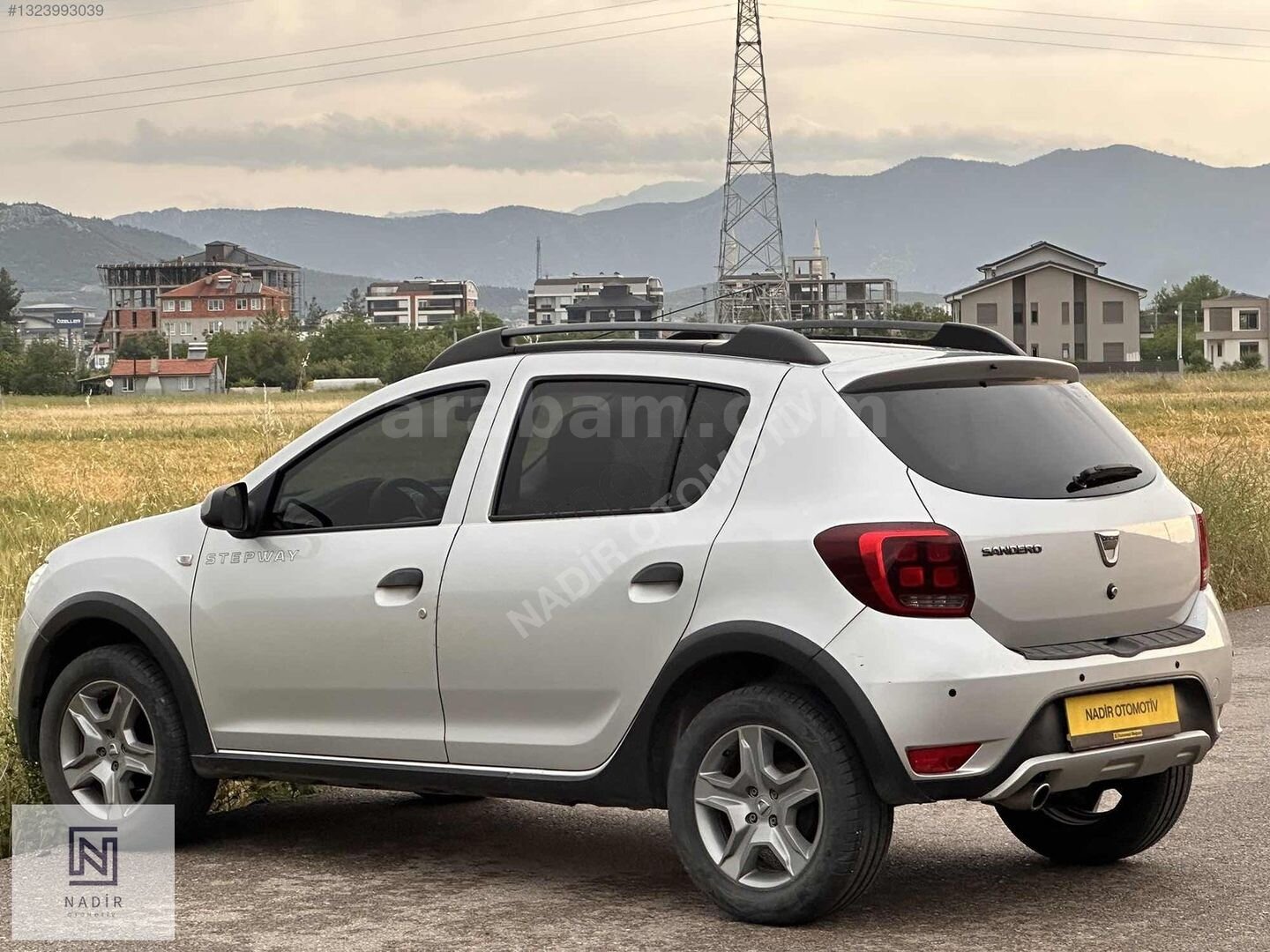 Galeriden Dacia Sandero 0.9 TCe Stepway 2017 Model Burdur 94.000 km Gri 5