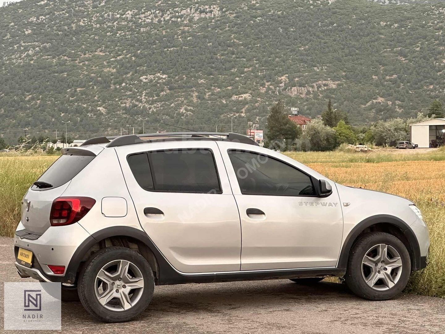 Galeriden Dacia Sandero 0.9 TCe Stepway 2017 Model Burdur 94.000 km Gri 7