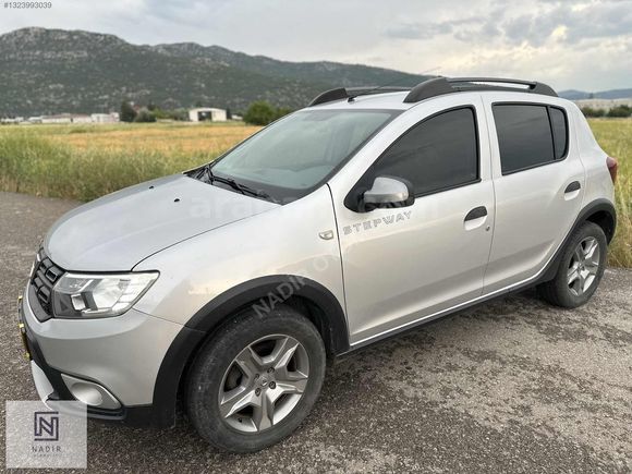 HATASIZ 2017 DACIA SANDERO STEPWAY 0.9 TCE 94 BİN KM