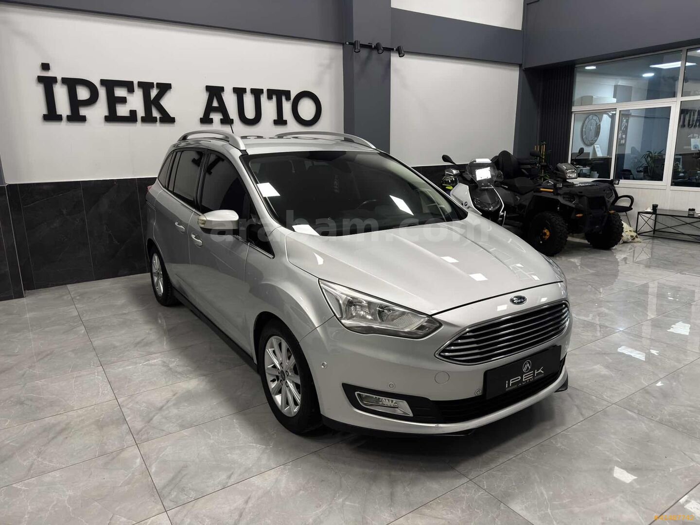 Galeriden Ford Grand C-Max 1.5 TDCI Titanium 2015 Model İzmir 165.000 km Gri 5