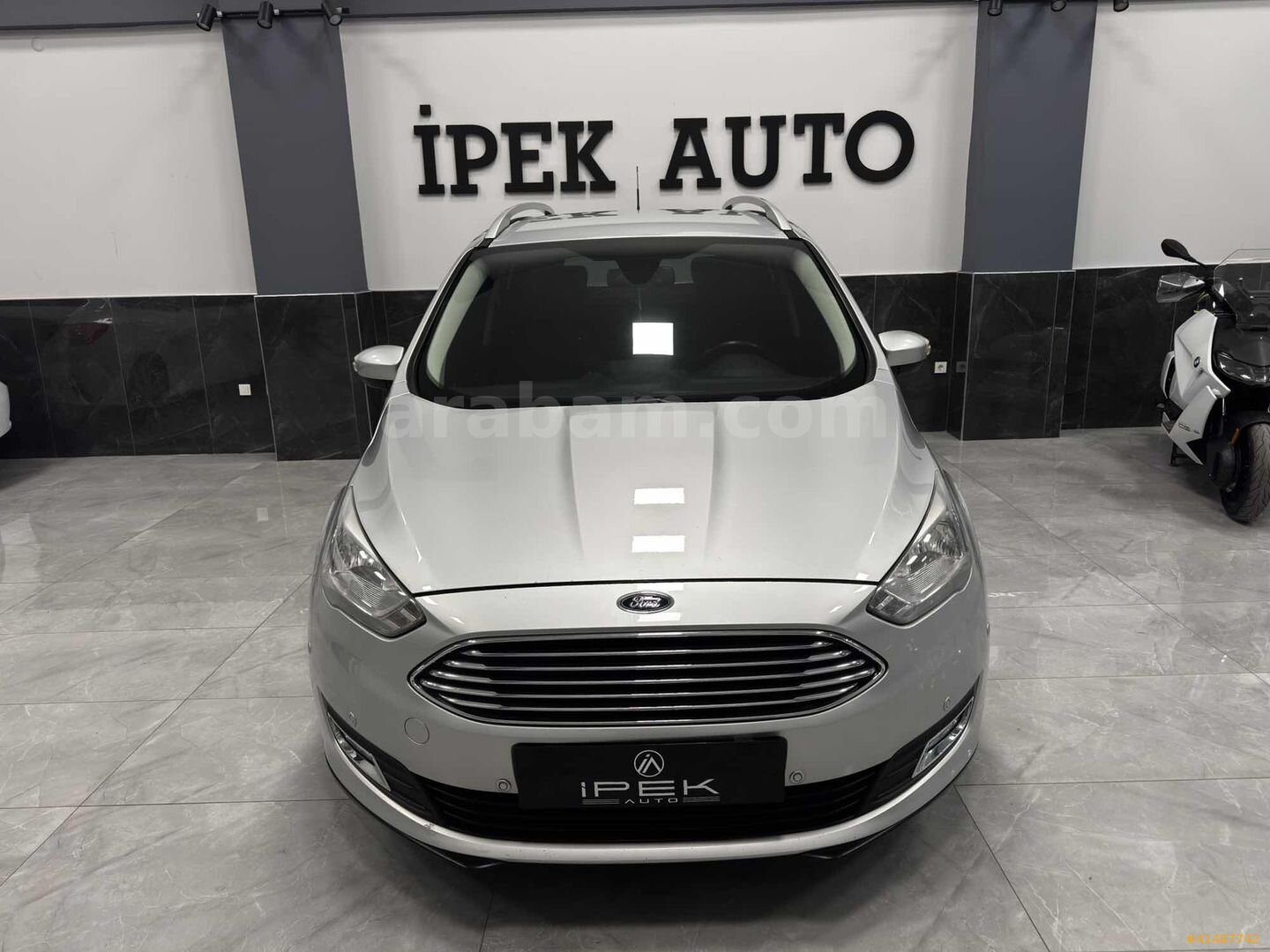 Galeriden Ford Grand C-Max 1.5 TDCI Titanium 2015 Model İzmir 165.000 km Gri 6