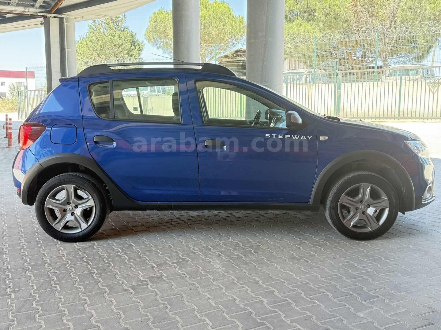 Galeriden Dacia Sandero 0.9 TCe Turbo Stepway 2020 Model Tekirdağ 94.000 km Mavi 5