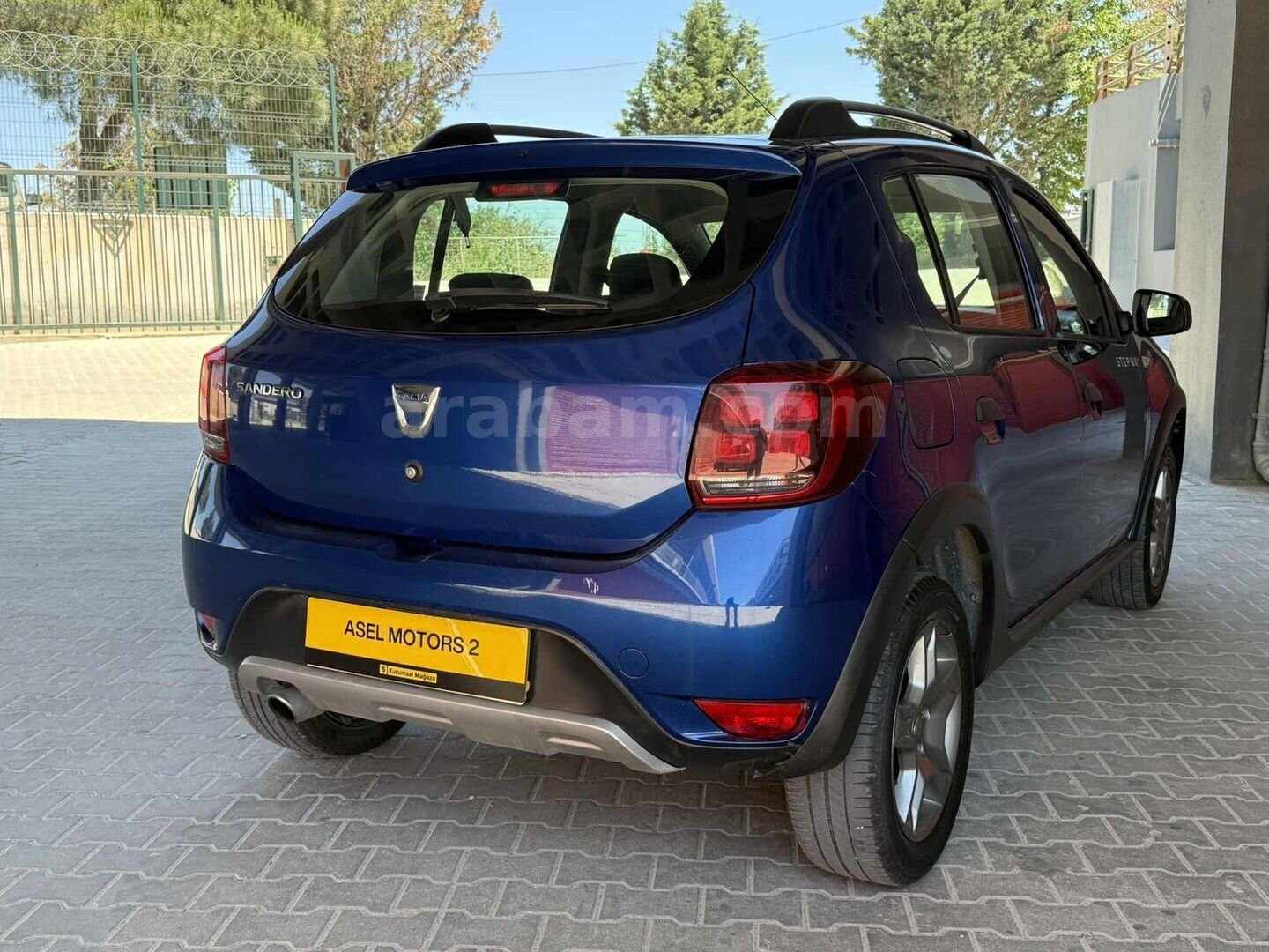 Galeriden Dacia Sandero 0.9 TCe Turbo Stepway 2020 Model Tekirdağ 94.000 km Mavi 7