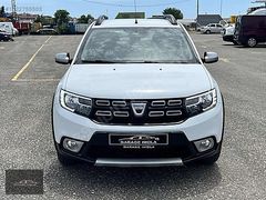 DACİA SANDERO STEPWAY BENZİNLİ OTOMATİK SADECE 37.000 KM'DE